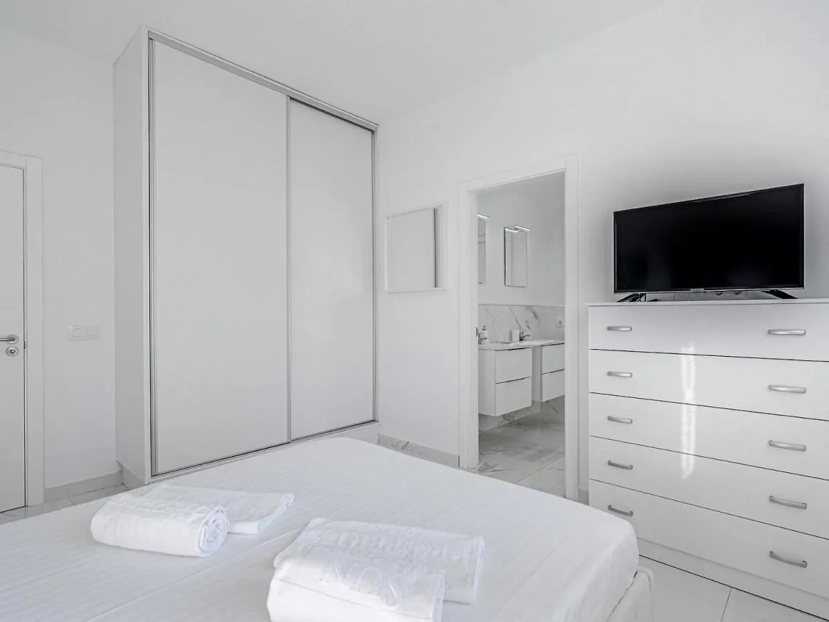303 Villa Casa Jardin Con Piscina Y Gran Jardin Адехе