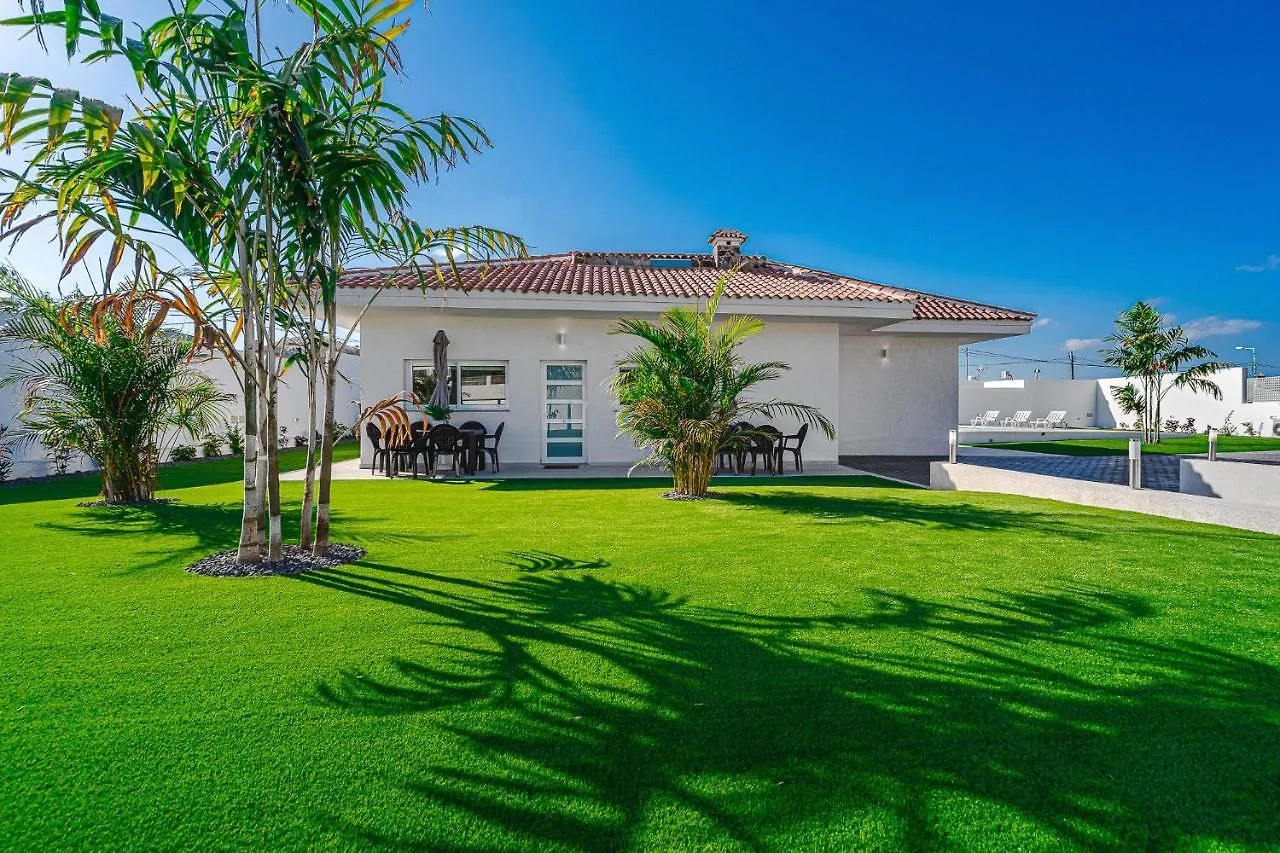 303 Villa Casa Jardin Con Piscina Y Gran Jardin Адехе