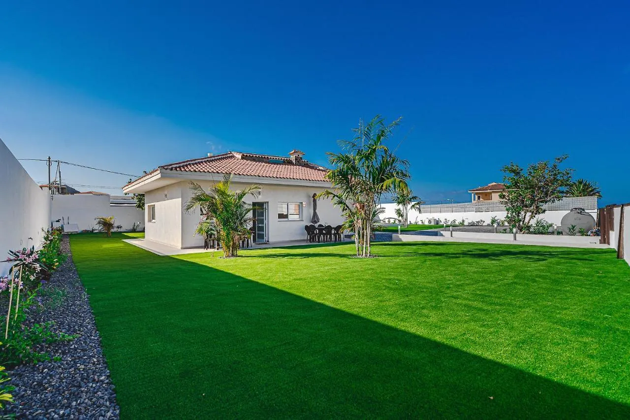303 Villa Casa Jardin Con Piscina Y Gran Jardin Адехе Испания