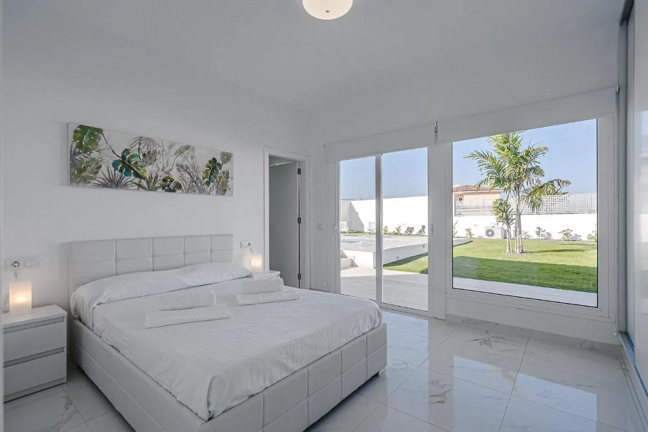 303 Villa Casa Jardin Con Piscina Y Gran Jardin Адехе