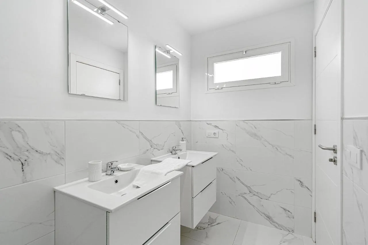 303 Villa Casa Jardin Con Piscina Y Gran Jardin Адехе 0*,  Испания